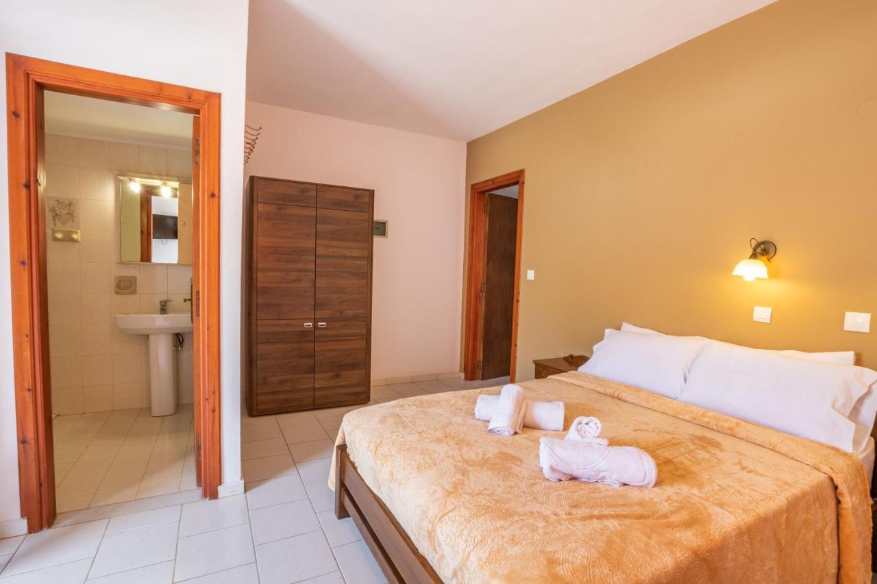 Maria Apartments Amoopi Bagian luar foto
