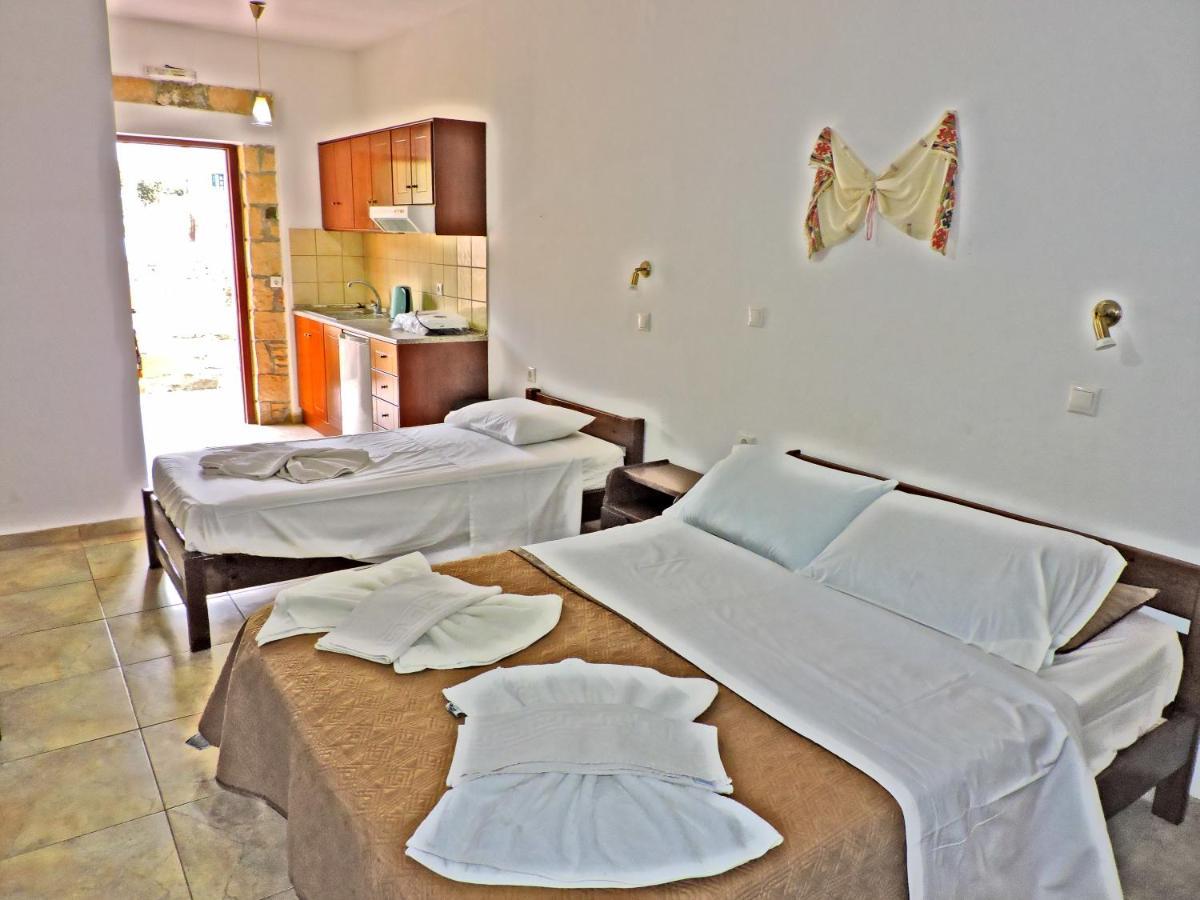 Maria Apartments Amoopi Bagian luar foto