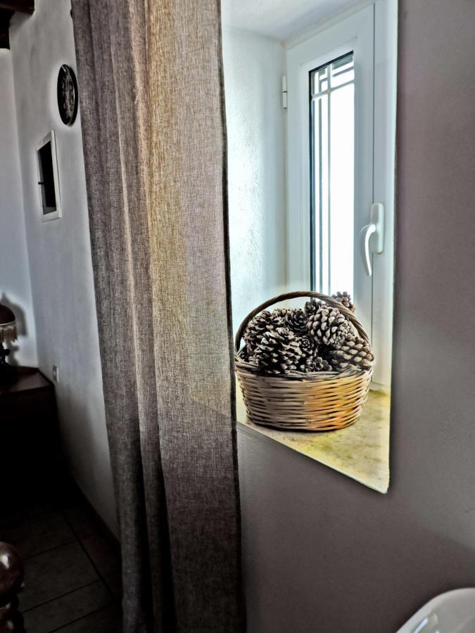 Maria Apartments Amoopi Bagian luar foto